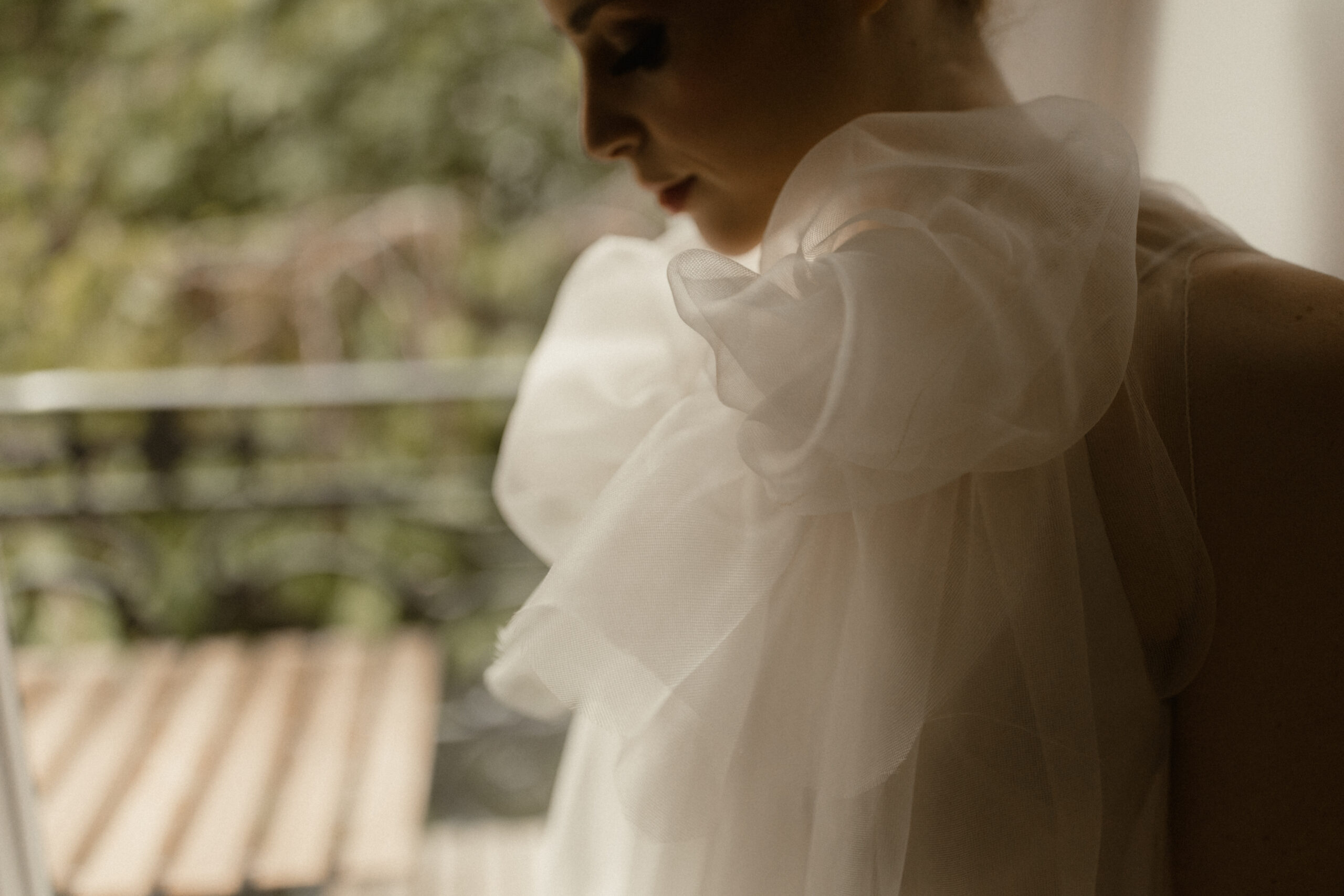 Lorena Formoso Sara Vestido 3 danimedina 15 scaled - Fotógrafo de bodas en Málaga